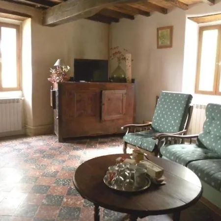 Montesquiou, 4 Pieces, 7 Personnes - Fr-1-483-217 Сasa de vacaciones *